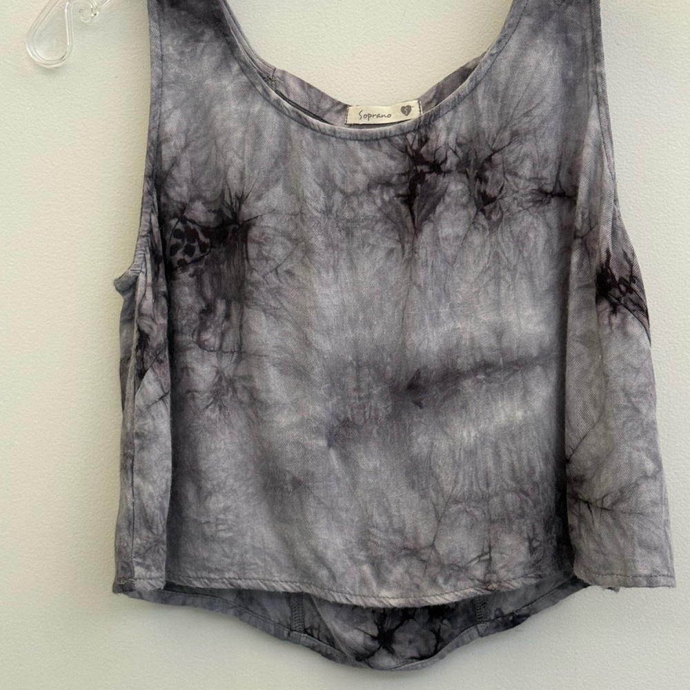 Gray/Black/White Tie-Dye Sleeveless Crop Top With Caged Back - Size Small